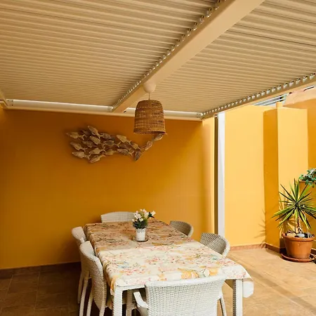 Family And Friends , Familienapartment Playa De San Juan
