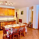 Family And Friends , Familienapartment Playa De San Juan غيا ذي إسورا