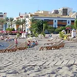 Family And Friends , Familienapartment Playa De San Juan شقة غيا ذي إسورا